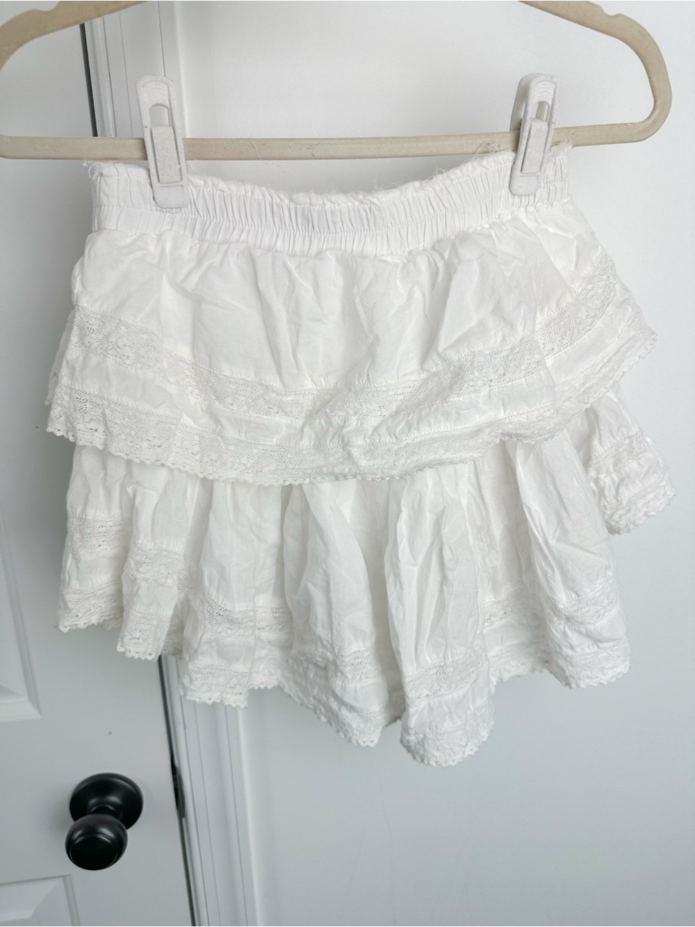 LoveShackFancy Tiered Ruffle Mini Skirt small white GUC - Picture 2 of 7